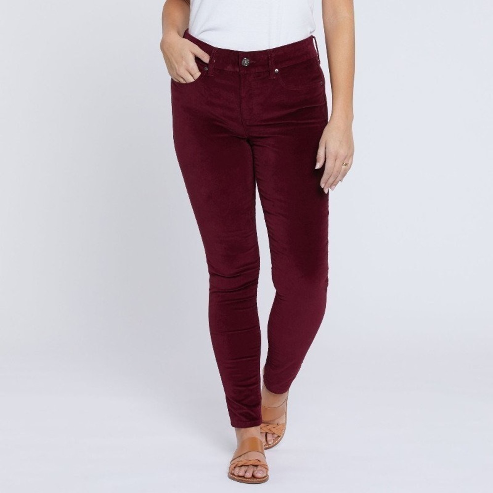 Seven7 tummyless velvet burgundy skinny jeans size 6